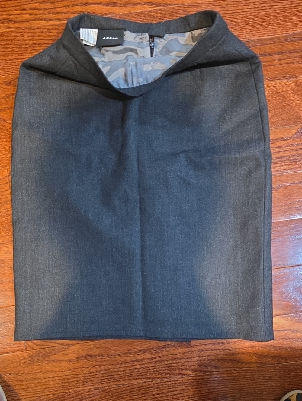 Akris Gray Pencil Skirt